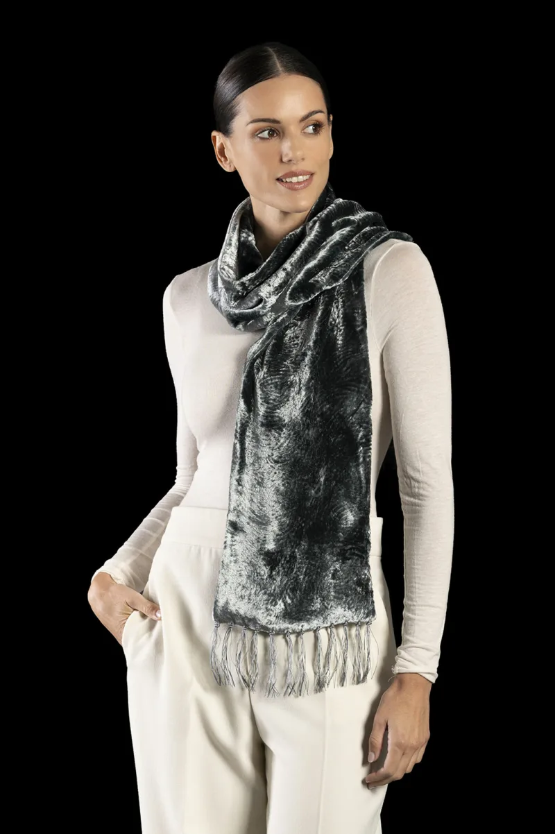 Fortuny furrowed velvet scarf with fringes